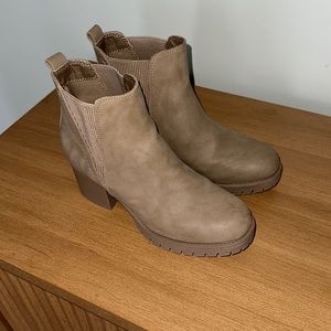 Women’s booties